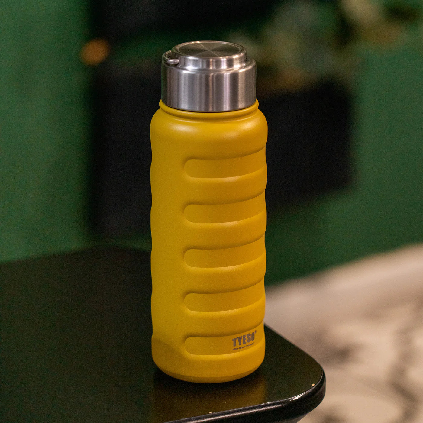 Tyeso Ascent Portable Sports Bottle with Handle