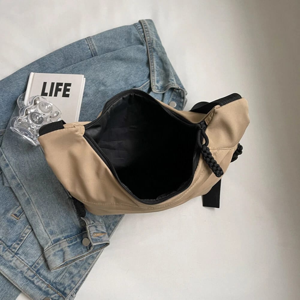 Practical Messenger Bag