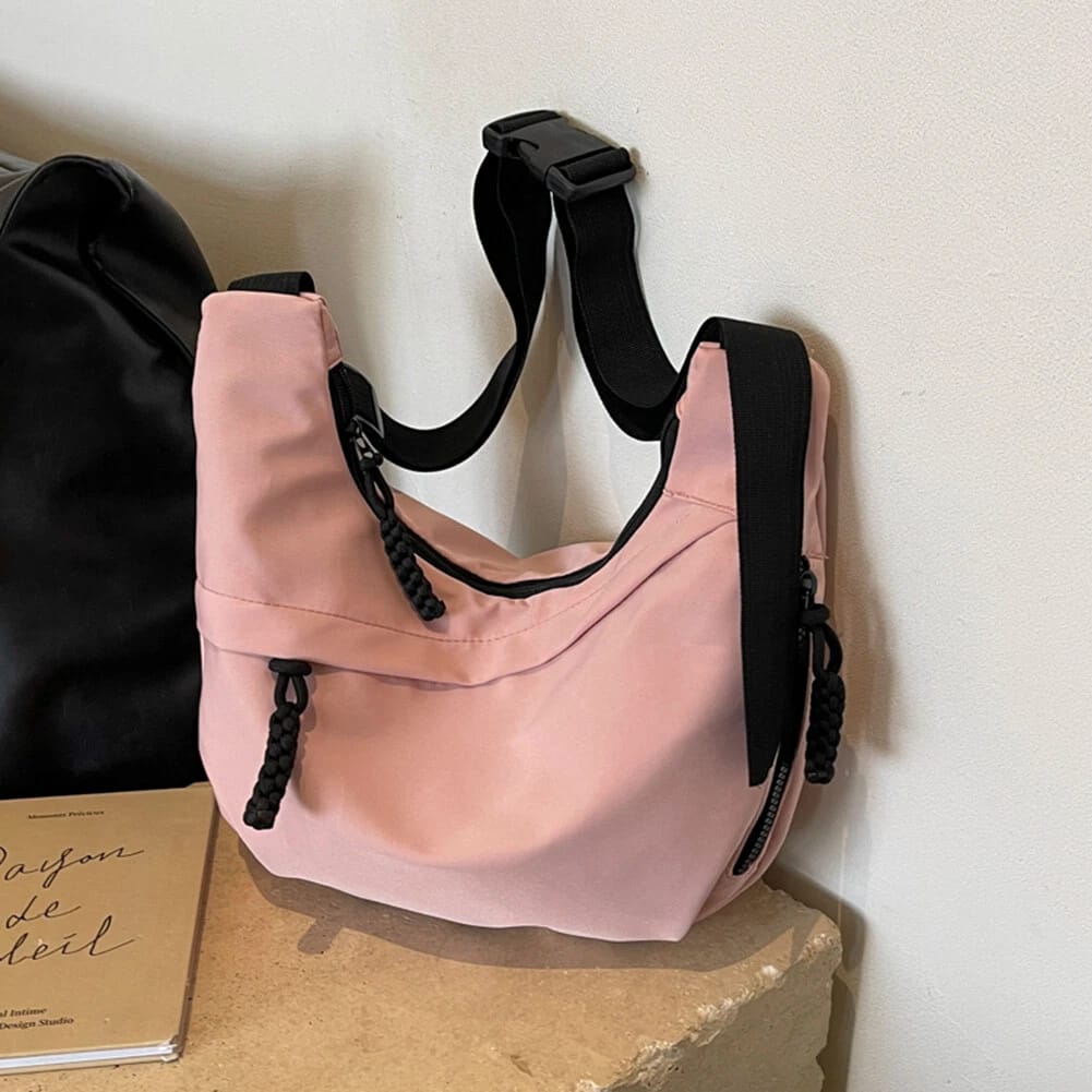 Practical Messenger Bag