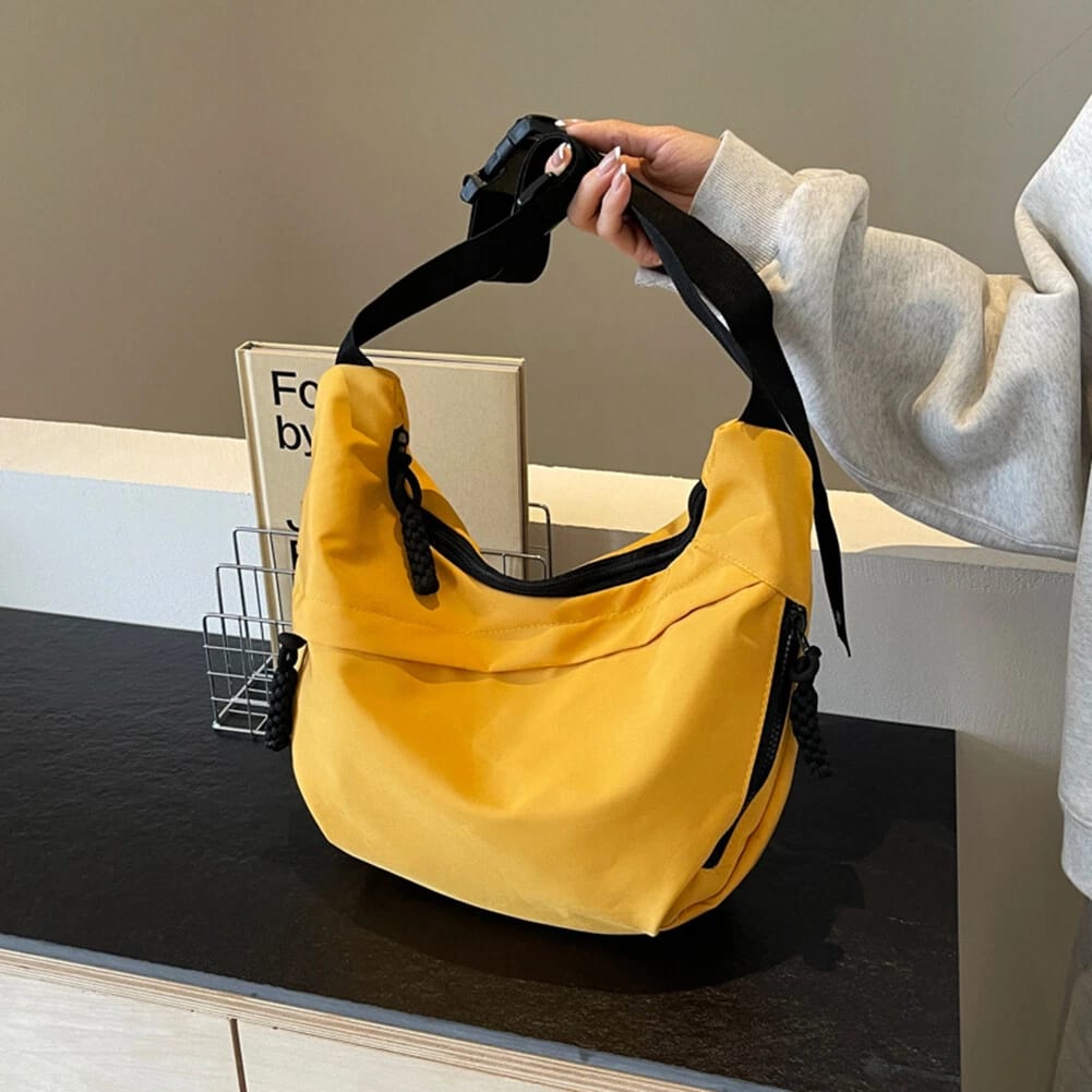 Practical Messenger Bag