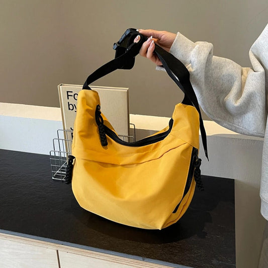 Practical Messenger Bag