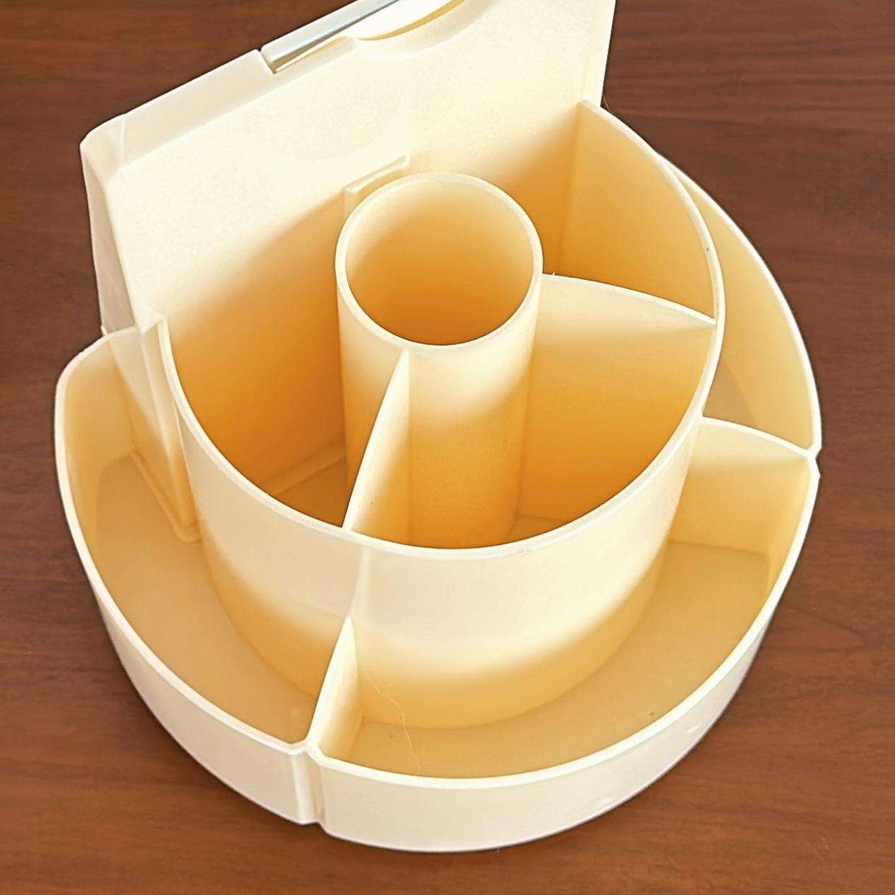 Rotating Pen Holder