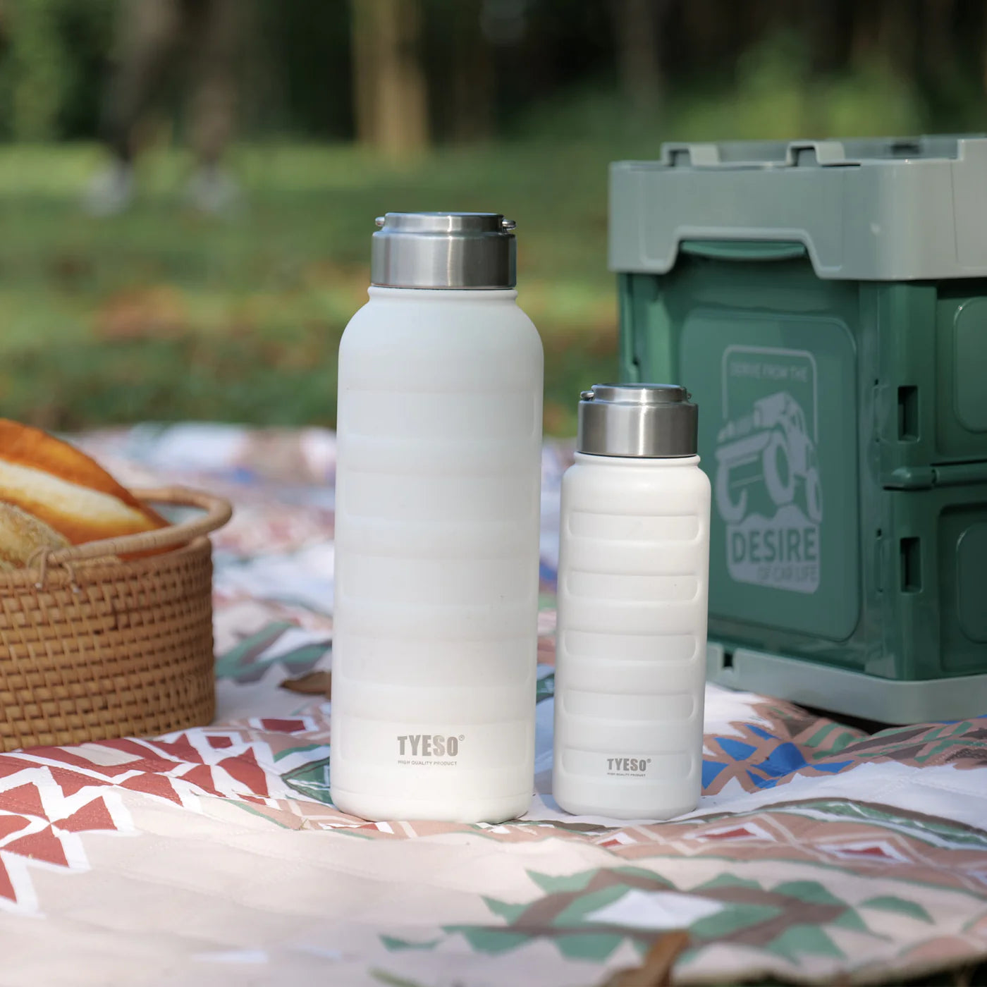 Tyeso Ascent Portable Sports Bottle with Handle