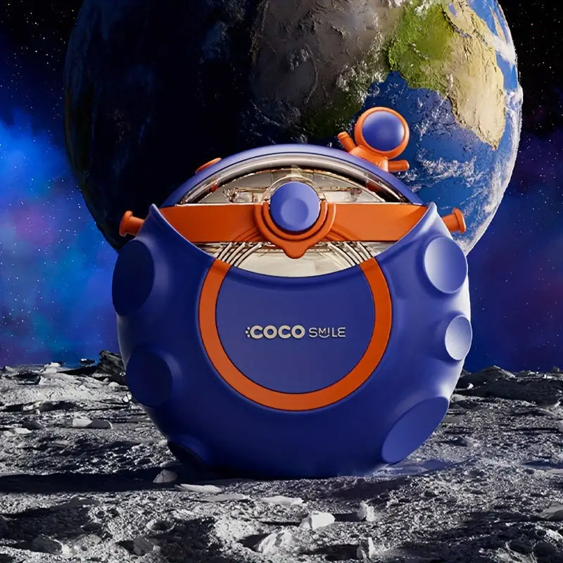 Astronaut Straw Round Bottle
