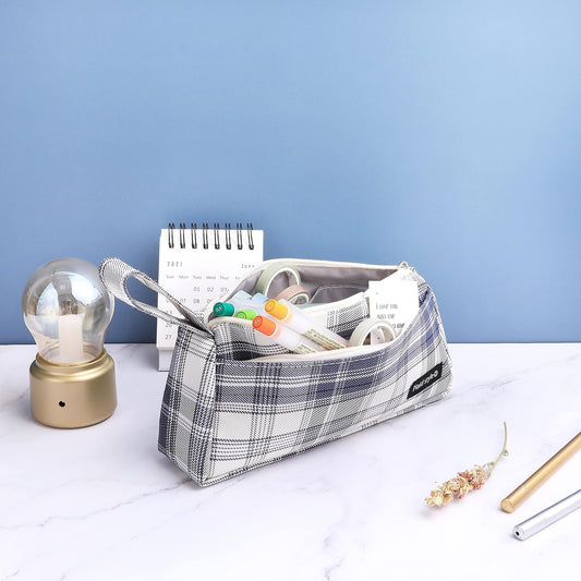 The Organizer Pouch
