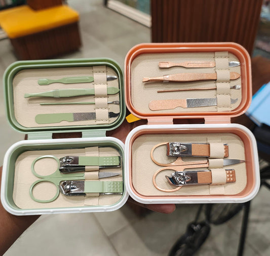 Portable 7-in-1 Manicure & Pedicure Kit