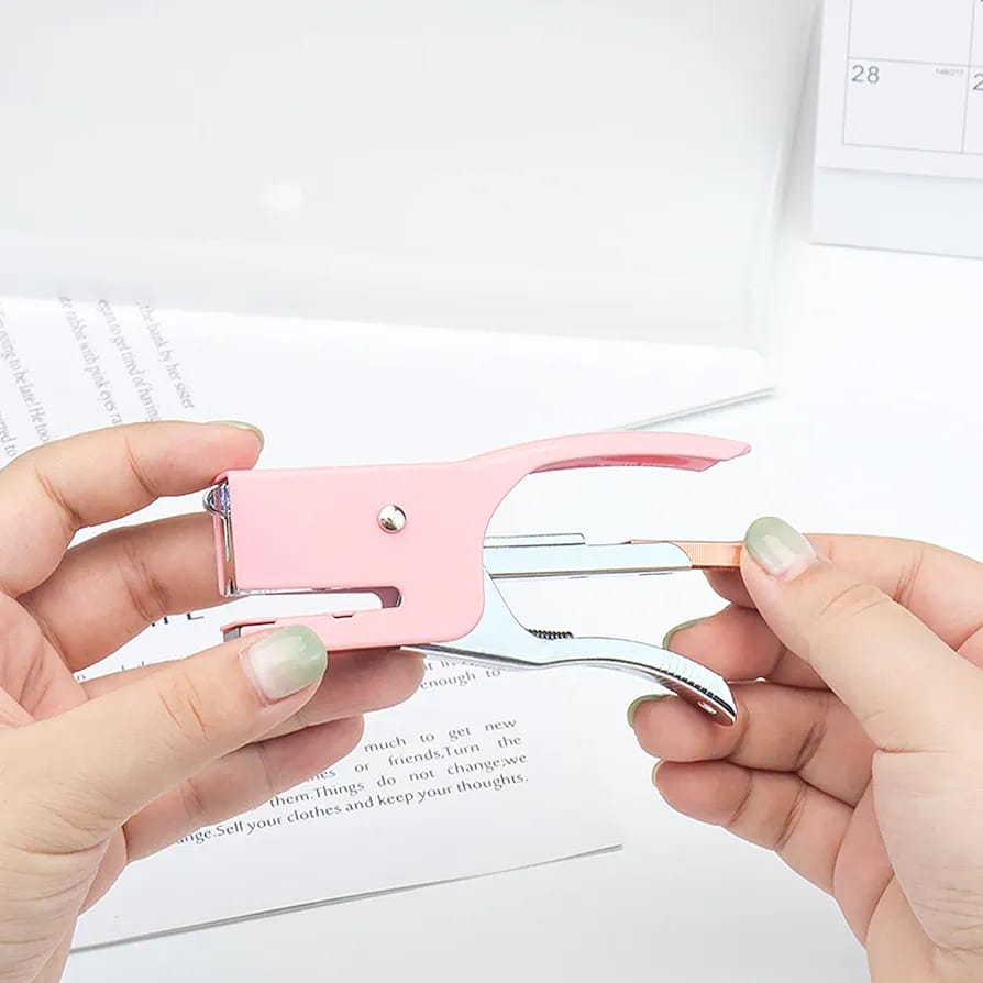 Heavy-Duty Plier Stapler